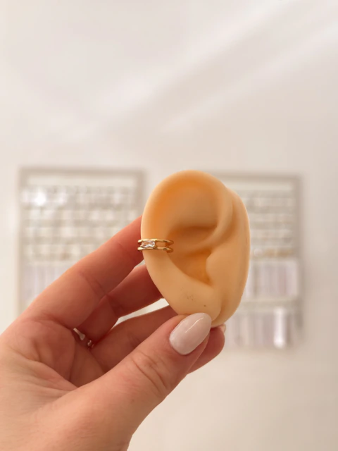 Ear cuff cubic