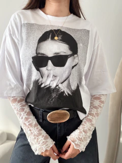 REMERA BOXY HAILEY - TVMSHOP