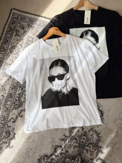 REMERA CLASSIC HAILEY en internet