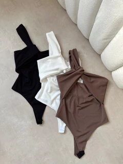 BODY POOKY 1 HOMBRO en internet