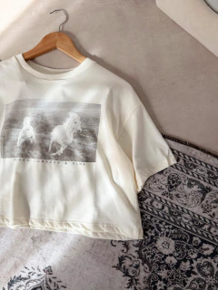 Imagen de REMERA CROP RODEO