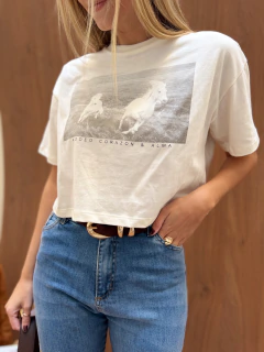 REMERA CROP RODEO - TVMSHOP