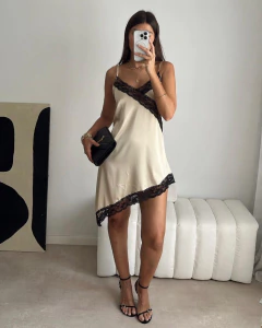 VESTIDO SATEN ZARA en internet