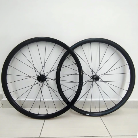 VISION TEAM i23 DISC (Straight Pull) - SHIMANO