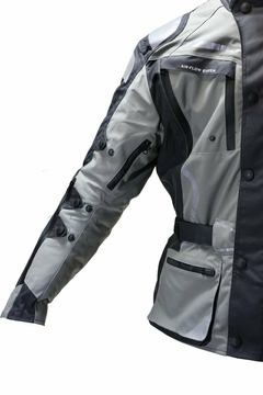 Campera ADV Tri-Tech con protecciones de alto impacto CЄ