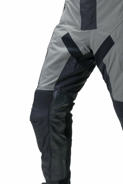 Pantalón ADV Tri-Tech CON PROTECCIONES D3O en internet