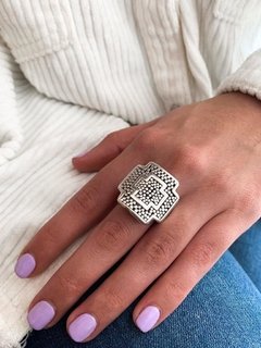 ANILLO CRUZ DEL EQUILIBRIO CON PUNTOS - ANI012
