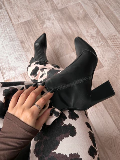 Botas SASHA BLACK - comprar online