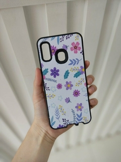 Case Flores Lila