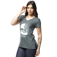 T-SHIRT DECOTE V FEMININA SLIM P/GG - WF58556