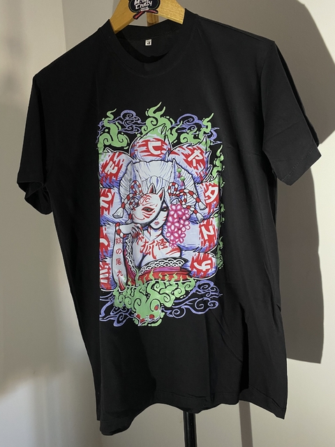 CAMISETA KITSUNE