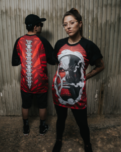 CAMISETA COLOSSUS RED na internet