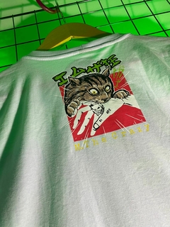 CAMISETA PET ITO BRANCA - M.THE CRAZY