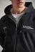 CAMPERA NO ONE en internet
