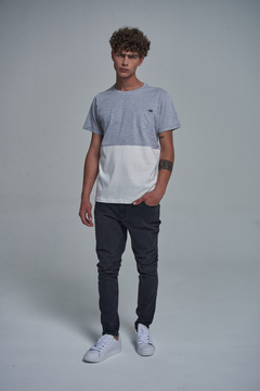 REMERA SAM