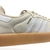Adidas samba na internet