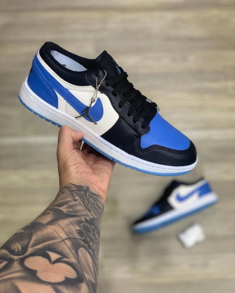 Air Jordan 1 Low