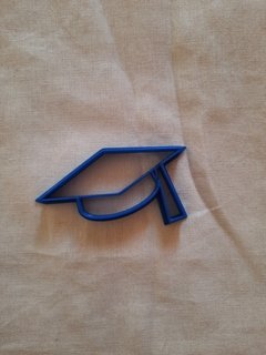 Cortante gorro de egresados de 9x5cm