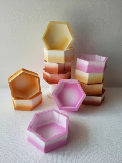 Caja exagonal de 10x4cm