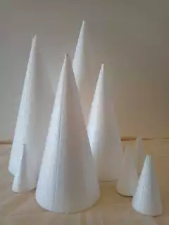 Cono de telgopor de 10 x 20 cm - comprar online