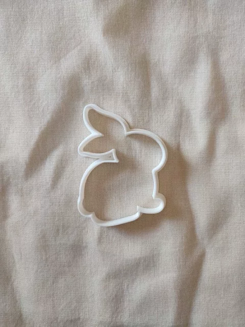 Cortante conejo de costado de 9x7cm - comprar online