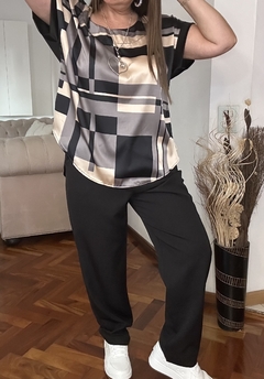 Blusa JENNIFER en internet