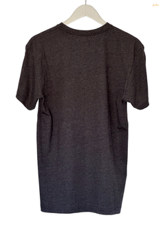 Remera Bornrise - comprar online