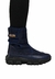 Botas forradas de inverno na cor azul, com solado tratorado resistente, projetadas para neve e frio, oferecendo conforto e proteção térmica.
