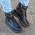 Bota Coturno Metais Preto na internet