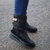 Bota feminina forrada neve e frio