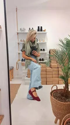 RAQUELA CORDEROY BORDO - Doble T