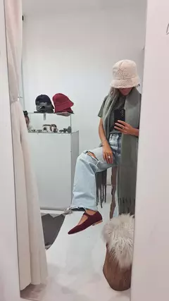 RAQUELA CORDEROY BORDO