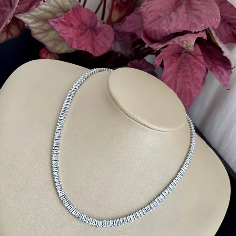 Colar zircônia baguete folheado - C0033