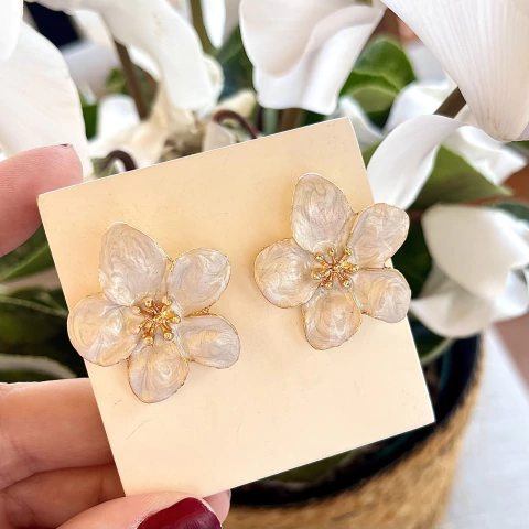 Brinco esmaltado folheado - br0068