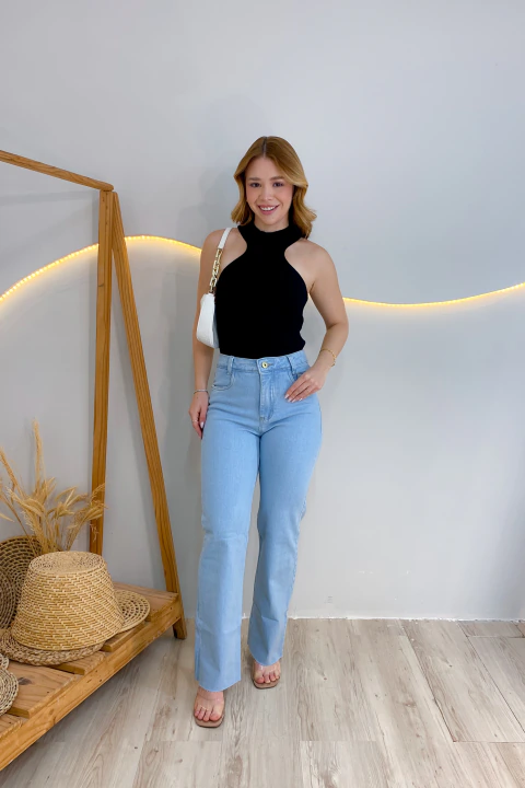 Calça jeans lavagem clara