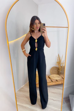 Macacão Lais- Preto na internet