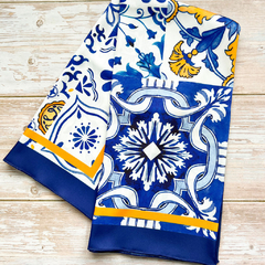 Lenço M Azulejos (68x68cm) - comprar online
