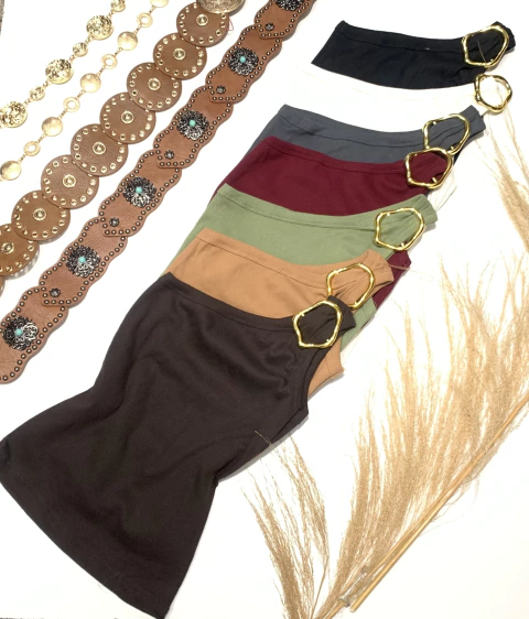 Blusa Fivela Canelada - comprar online