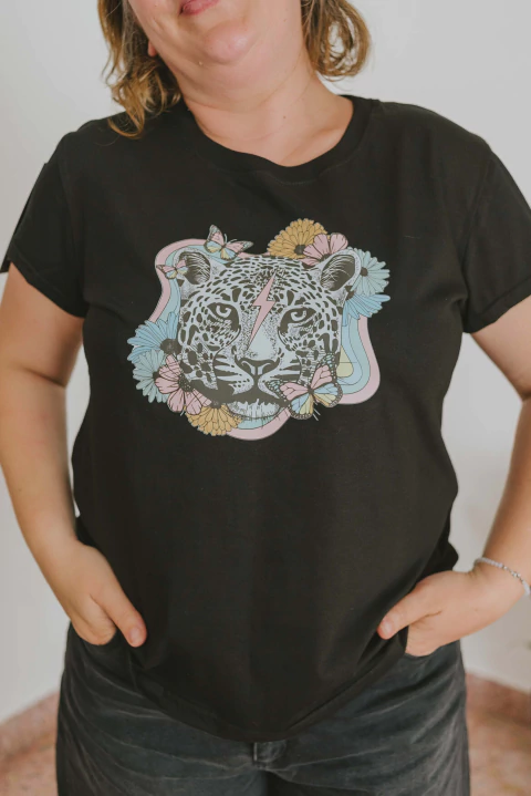 Remera Básica - Chita Flower - comprar online