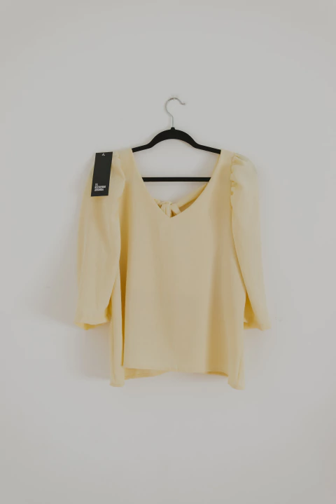 Blusa Wendy - Lino crep Lazo Manga 3/4 - comprar online