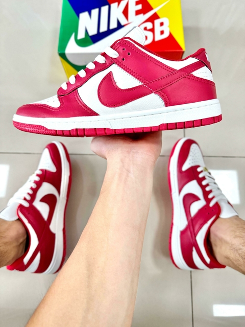 Dunk Low Branco/Vermelho University Red
