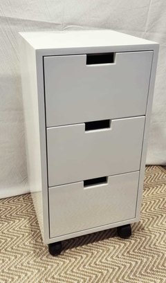 CAJONERA BLANCA LAQ 3 CAJONES CALADA 30X30X60 CM en internet