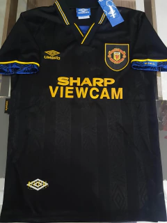 Camiseta Umbro Manchester United Retro Negra Cantona 7 1993 1995 - comprar online