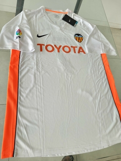 Camiseta Nike Valencia Retro Titular David Villa 2006 2007 en internet
