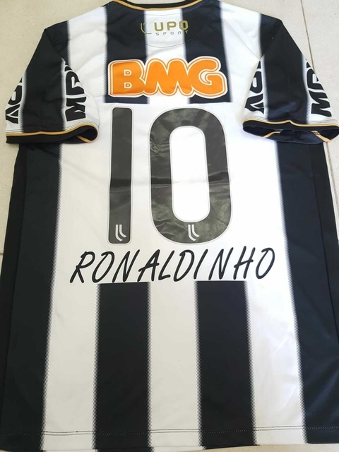 Camiseta Atletico Mineiro Retro Retro Titular Ronaldinho 10 2013 2014 #RODAINDUMENTARIA