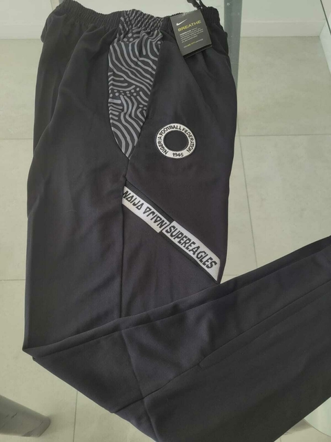 Pantalon Nike Nigeria Negro 2022 2023