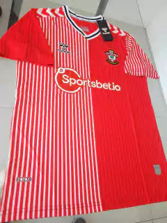 Camiseta Hummel Southampton Titular 2023 2024 en internet