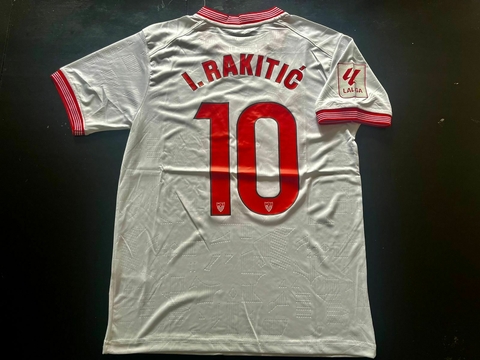 Camiseta Castore Sevilla Titular Rakitic 10 2023 2024