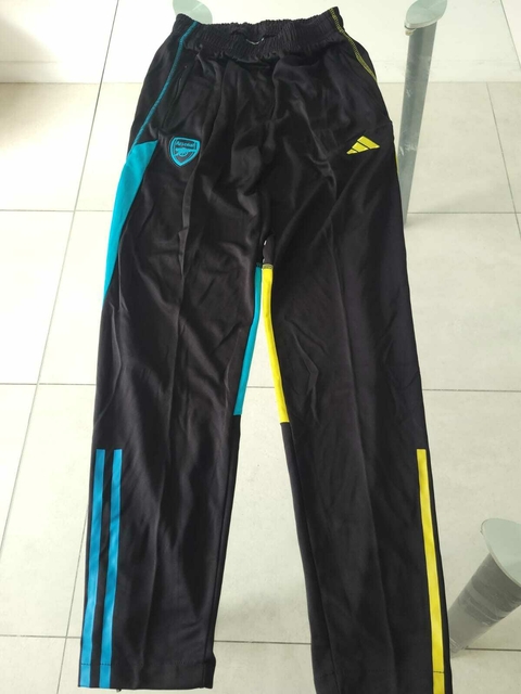 Pantalon Chupin Adidas Arsenal Negro y Fluor 2023 2024 Entrenamiento