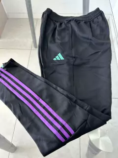 Pantalon Adidas Bayern Munich Negro y Violeta 2023 2024 Entrenamiento en internet